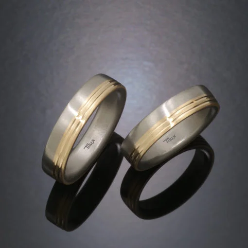 tilux_titan_børstet_boerstet_mat_herrering_damering_vielsesring_forlovelsesring_titanium_guld_14_karat_t2006r2